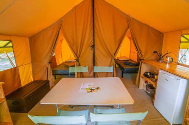 Camping Onlycamp Les Tuilleres Vercheny Εξωτερικό φωτογραφία